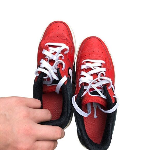 Rare 2018 Nike Air Force 1 Low Mystic Red Black Size 6 - Picture 10 of 16